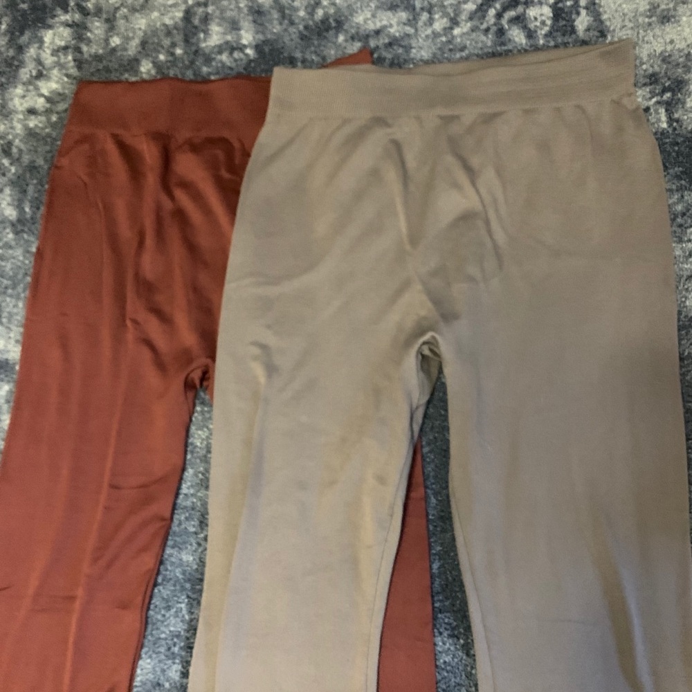 Same size leggings